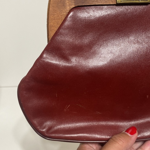 Vintage Etienne Aigner Leather Clutch Handbag with Wooden Handle - Picture 10 of 17